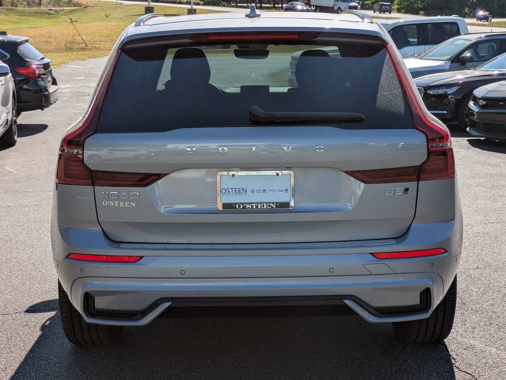 Used 2026 Volvo XC60 B5 Plus w/ Protection Package Premier AWD/4WD image 5