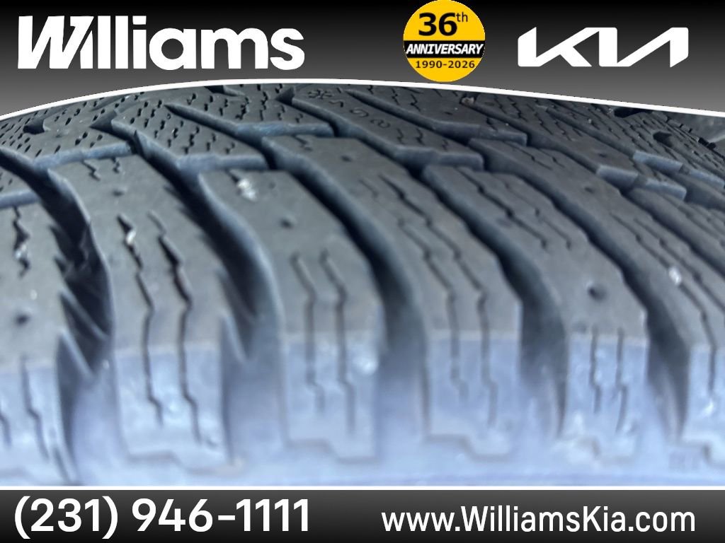 Used 2019 Kia Niro LX FWD image 39