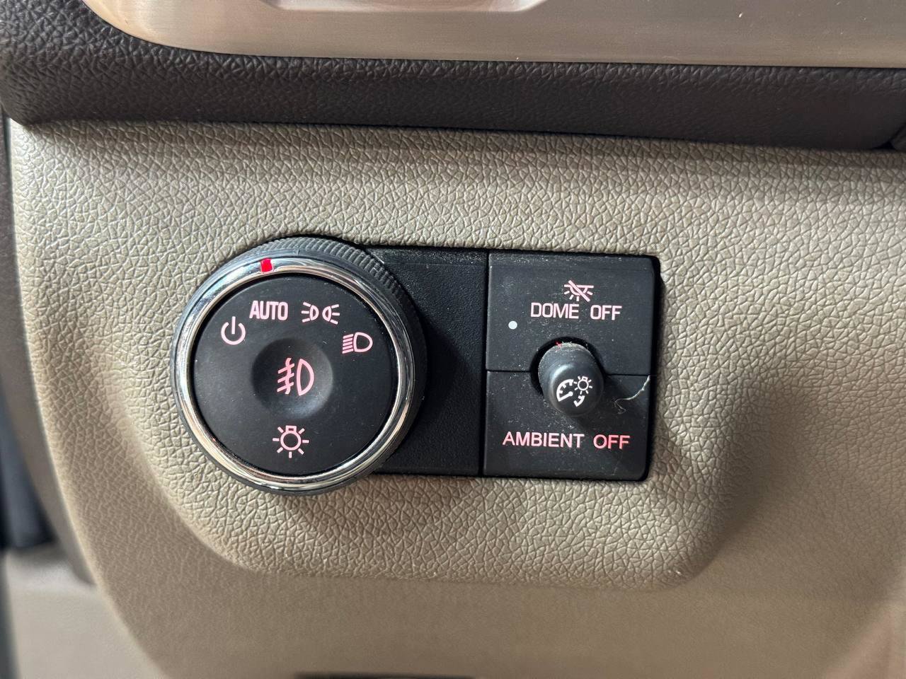 Used 2014 GMC Acadia Denali AWD/4WD image 21