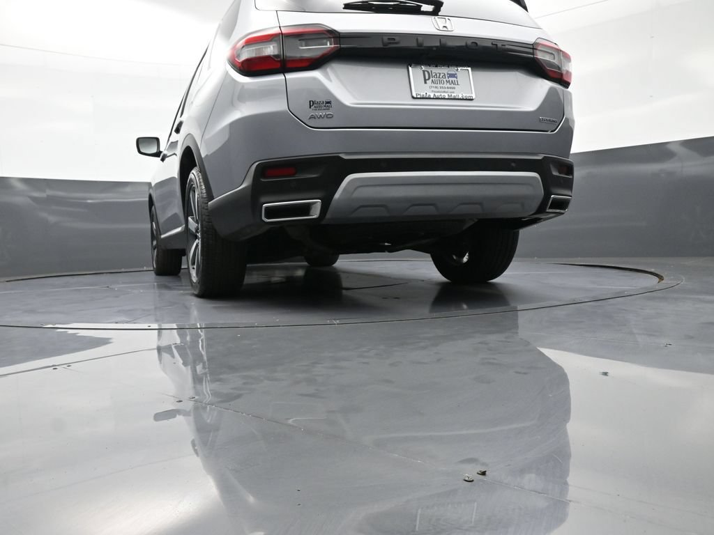 Certified 2023 Honda Pilot Touring image 37