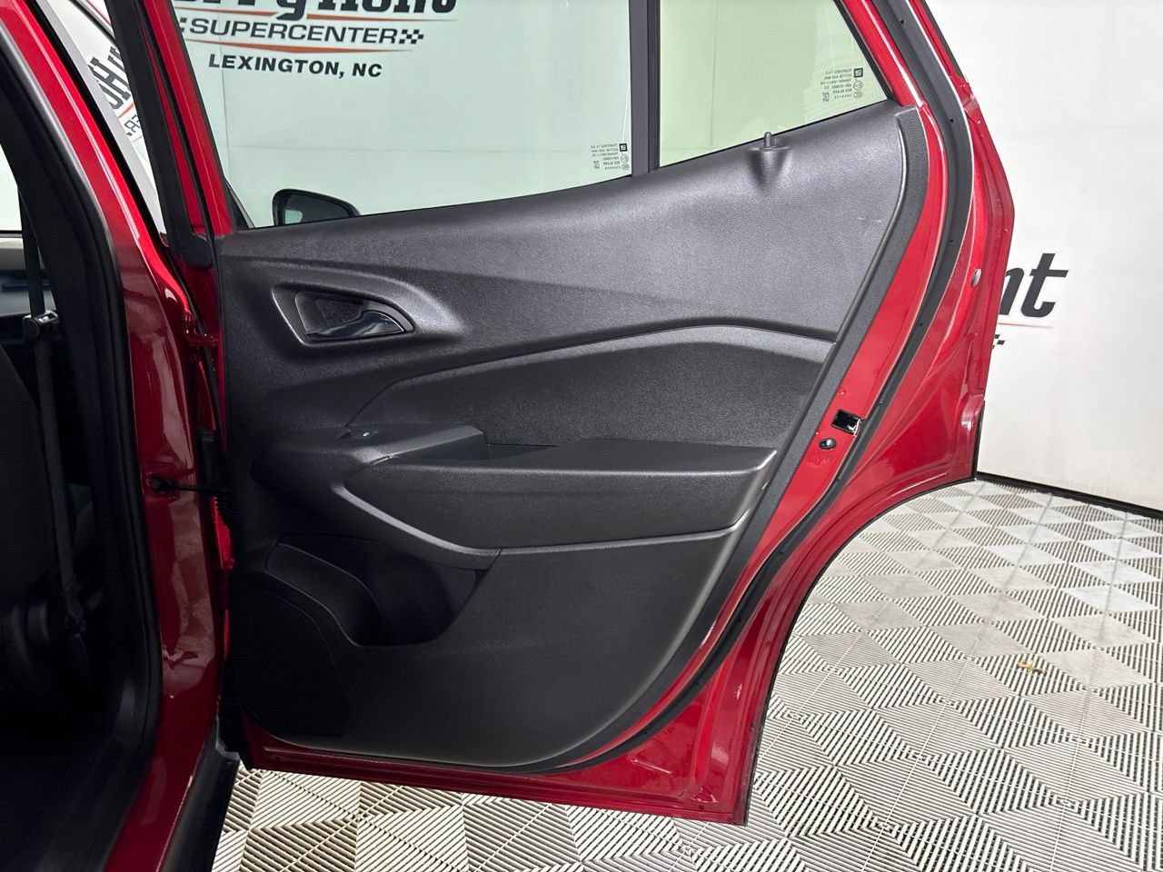 Used 2026 Chevrolet Trax LS FWD image 26