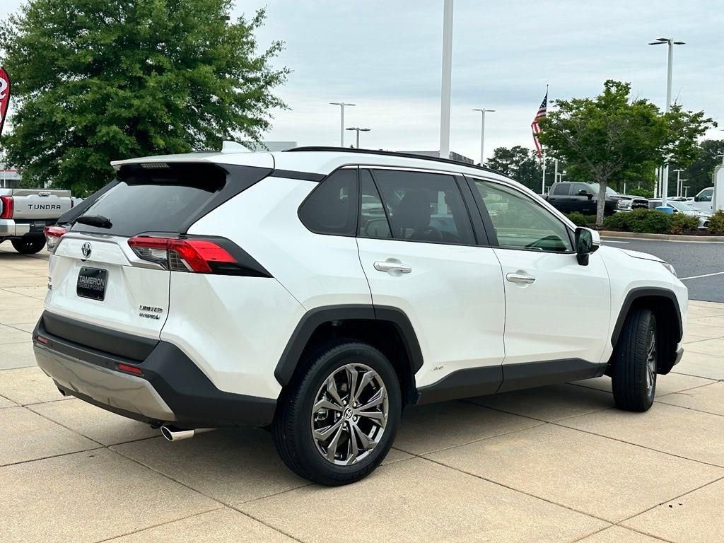 Used 2024 Toyota RAV4 Limited AWD/4WD image 27