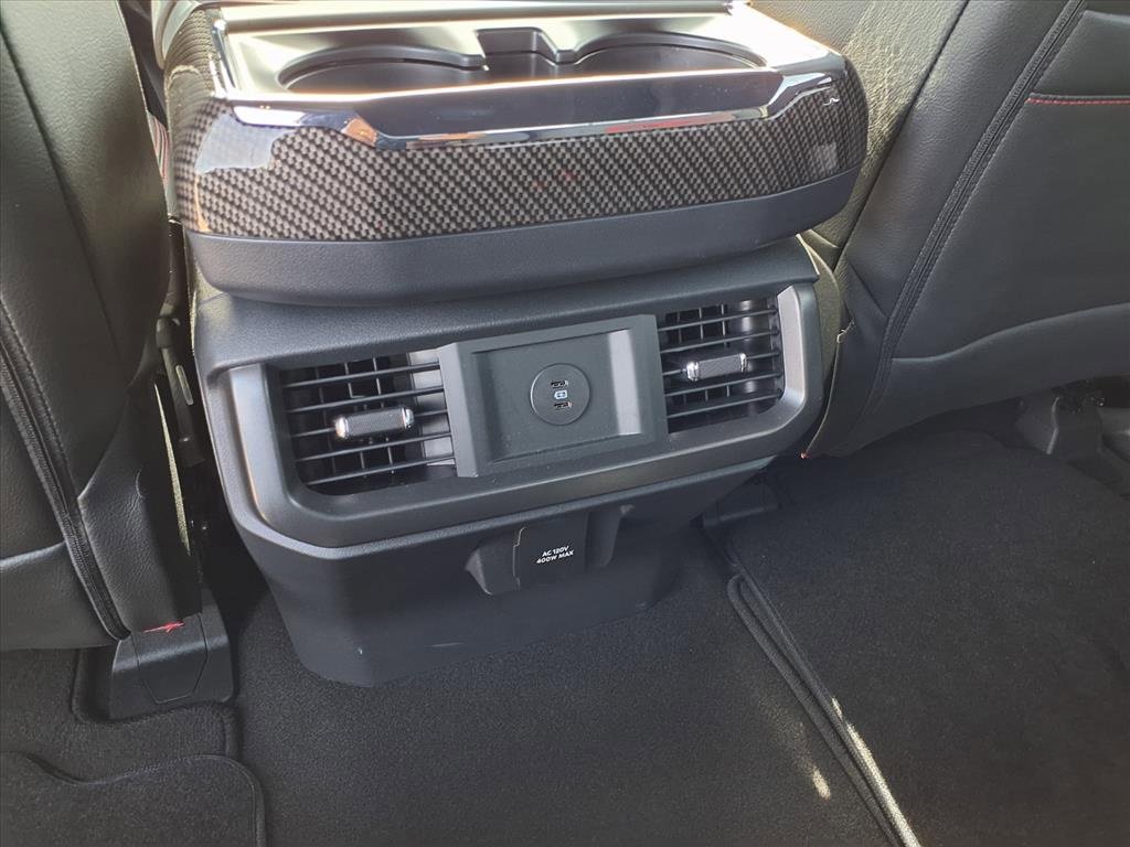 Used 2025 Ford F150 Lariat w/ Equipment Group 501A Mid image 17