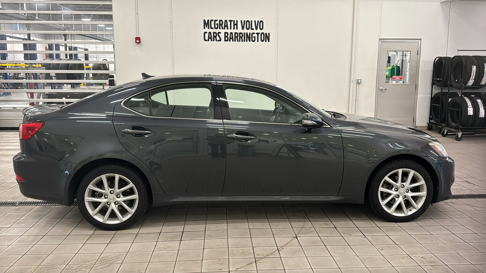 Used 2011 Lexus IS 250 AWD w/ Premium Pkg Value Edition image 4