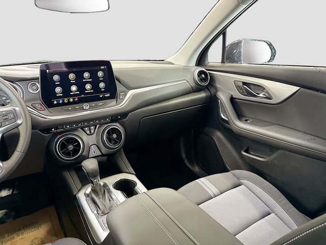 New 2026 Chevrolet Blazer LT image 23