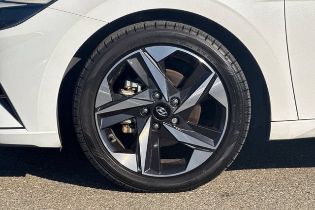 Used 2023 Hyundai Elantra SEL w/ Convenience Package FWD image 33