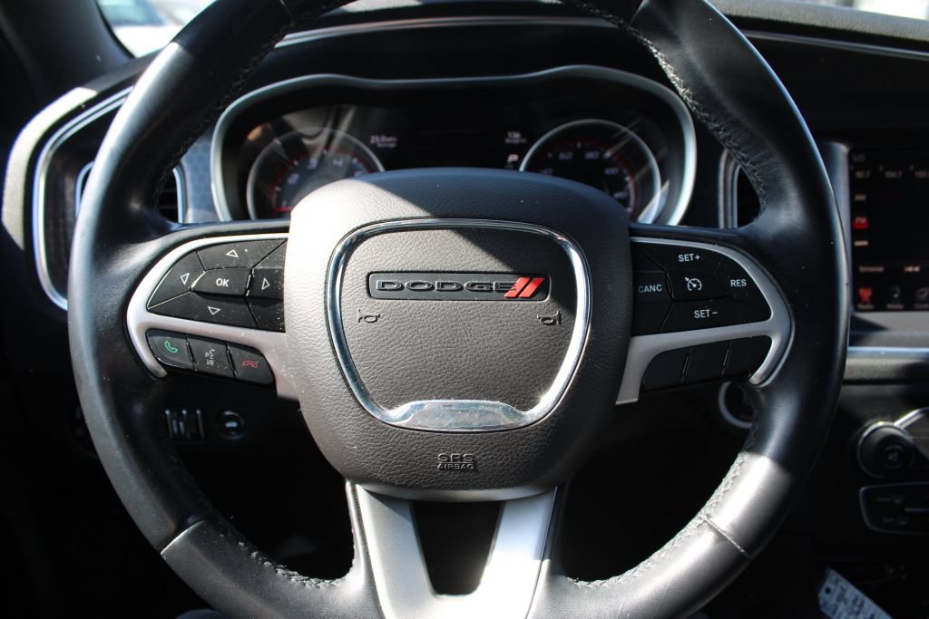 Used 2016 Dodge Charger SXT RWD image 26