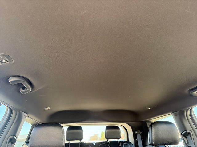 Used 2023 Jeep Grand Cherokee L Laredo AWD/4WD image 25