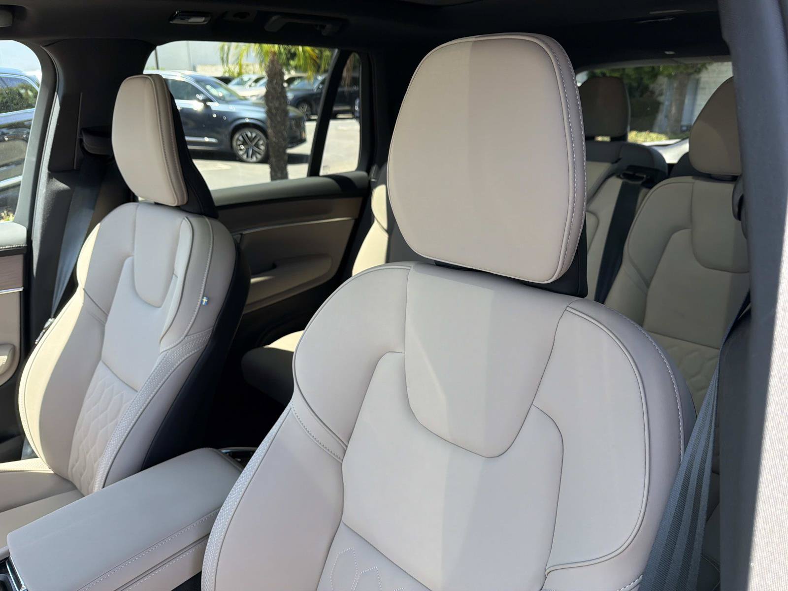 Used 2026 Volvo XC90 B6 Core AWD/4WD image 19