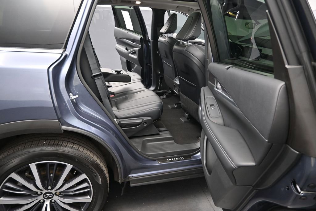 Used 2023 INFINITI QX60 Sensory w/ Cargo Package AWD/4WD image 21