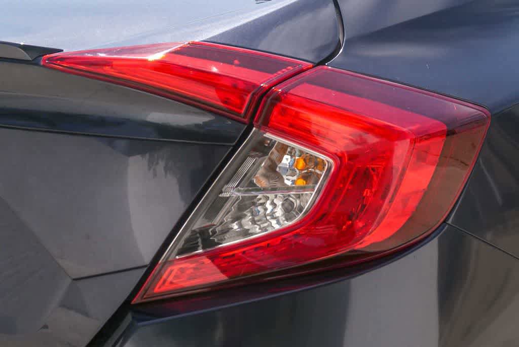 Used 2017 Honda Civic EX-T image 10