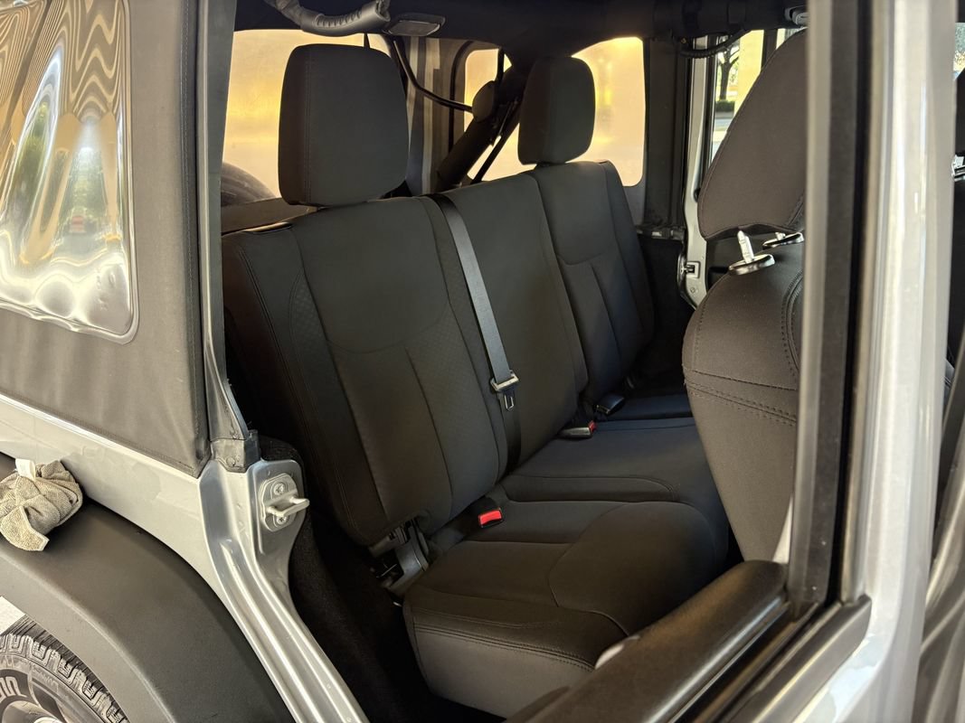 Used 2016 Jeep Wrangler Unlimited Sport w/ Quick Order Package 23S AWD/4WD image 26