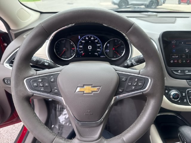 Used 2023 Chevrolet Malibu LT FWD image 11
