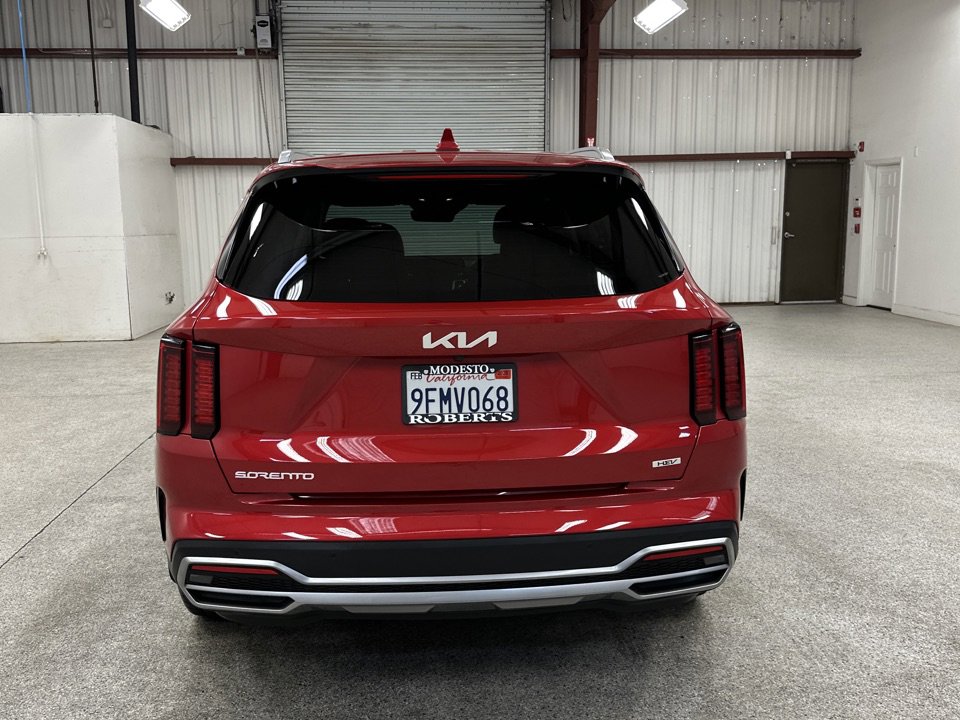Used 2023 Kia Sorento EX image 17