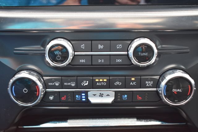 Used 2024 Ford F150 Lariat w/ Equipment Group 502A High AWD/4WD image 37