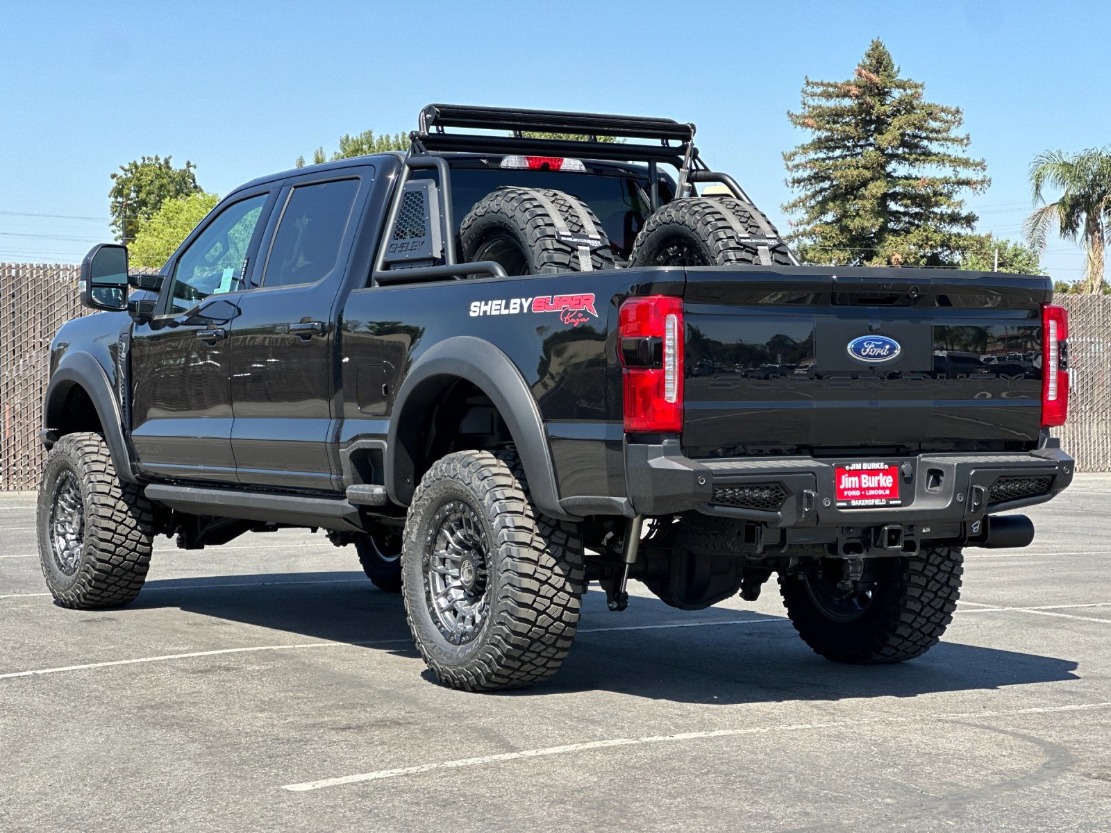 New 2024 Ford F250 Lariat w/ Lariat Ultimate Package image 6
