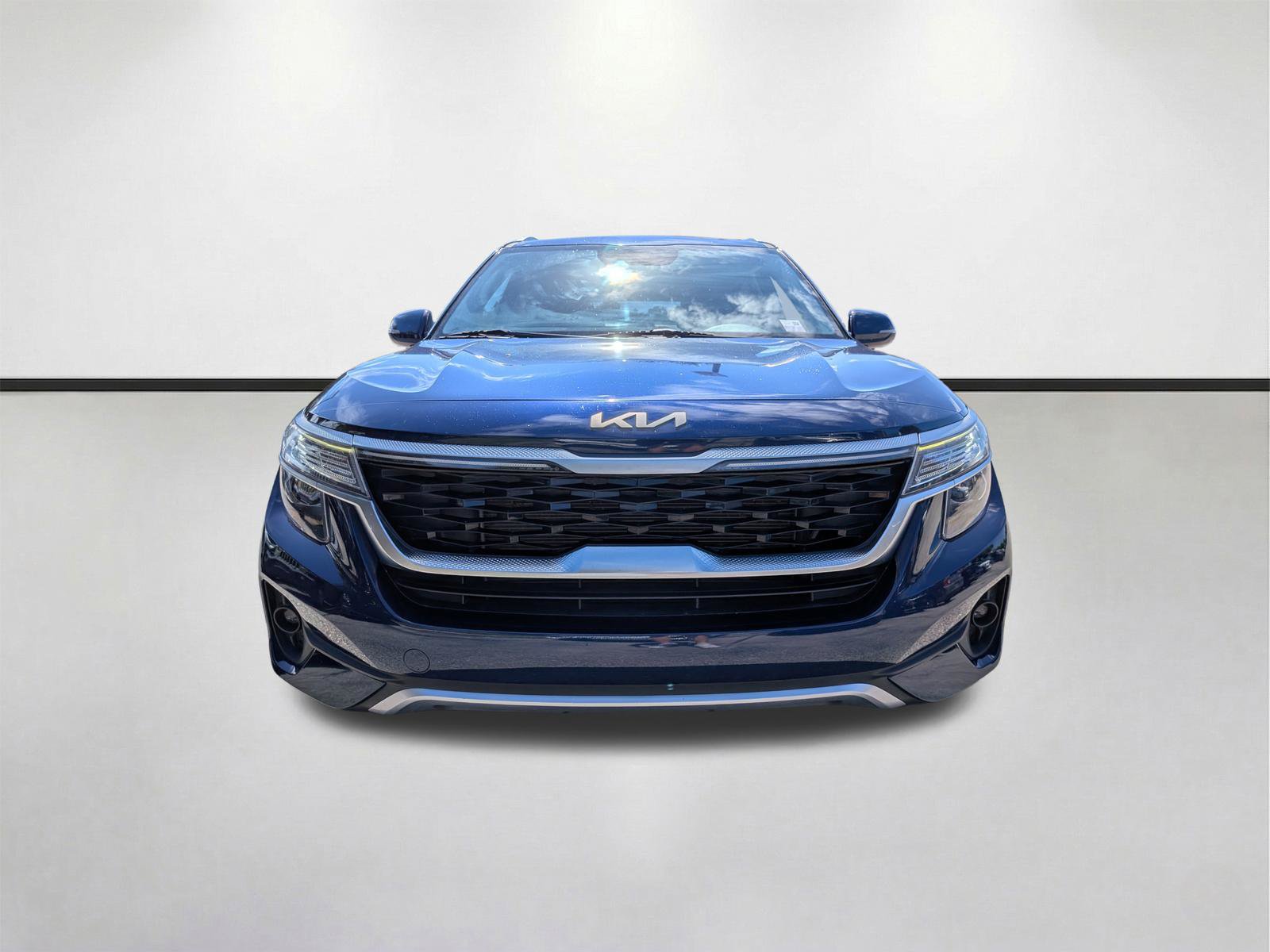 Used 2023 Kia Seltos EX AWD/4WD image 9