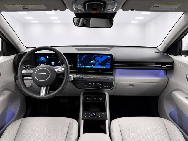 Used 2025 Hyundai Kona Limited AWD/4WD image 18