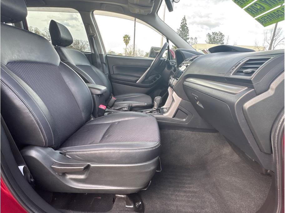Used 2018 Subaru Forester 2.0XT Premium image 11