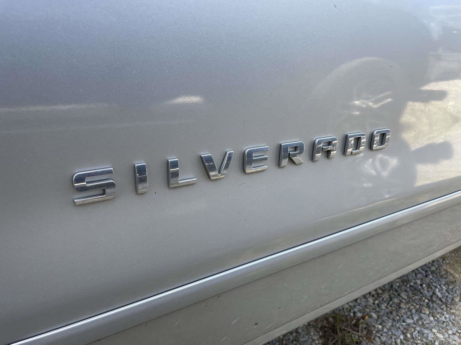 Used 2018 Chevrolet Silverado 1500 LT w/ All Star Edition AWD/4WD image 7