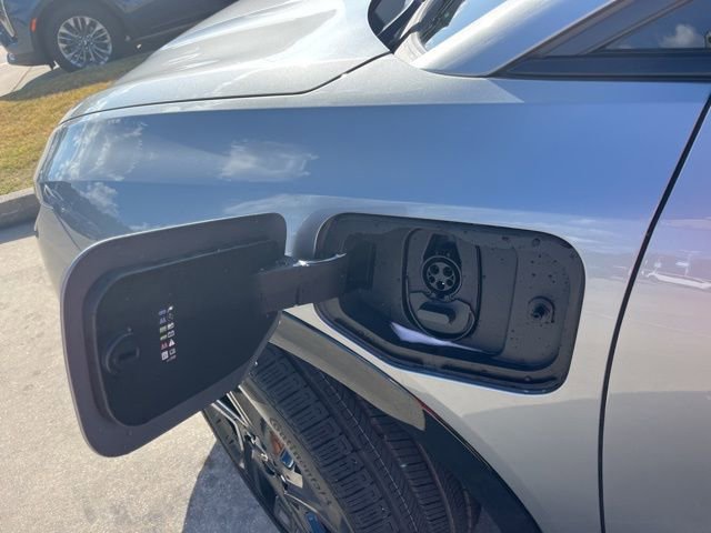 New 2025 Chevrolet Equinox EV RS w/ Active Safety Package 3 image 3