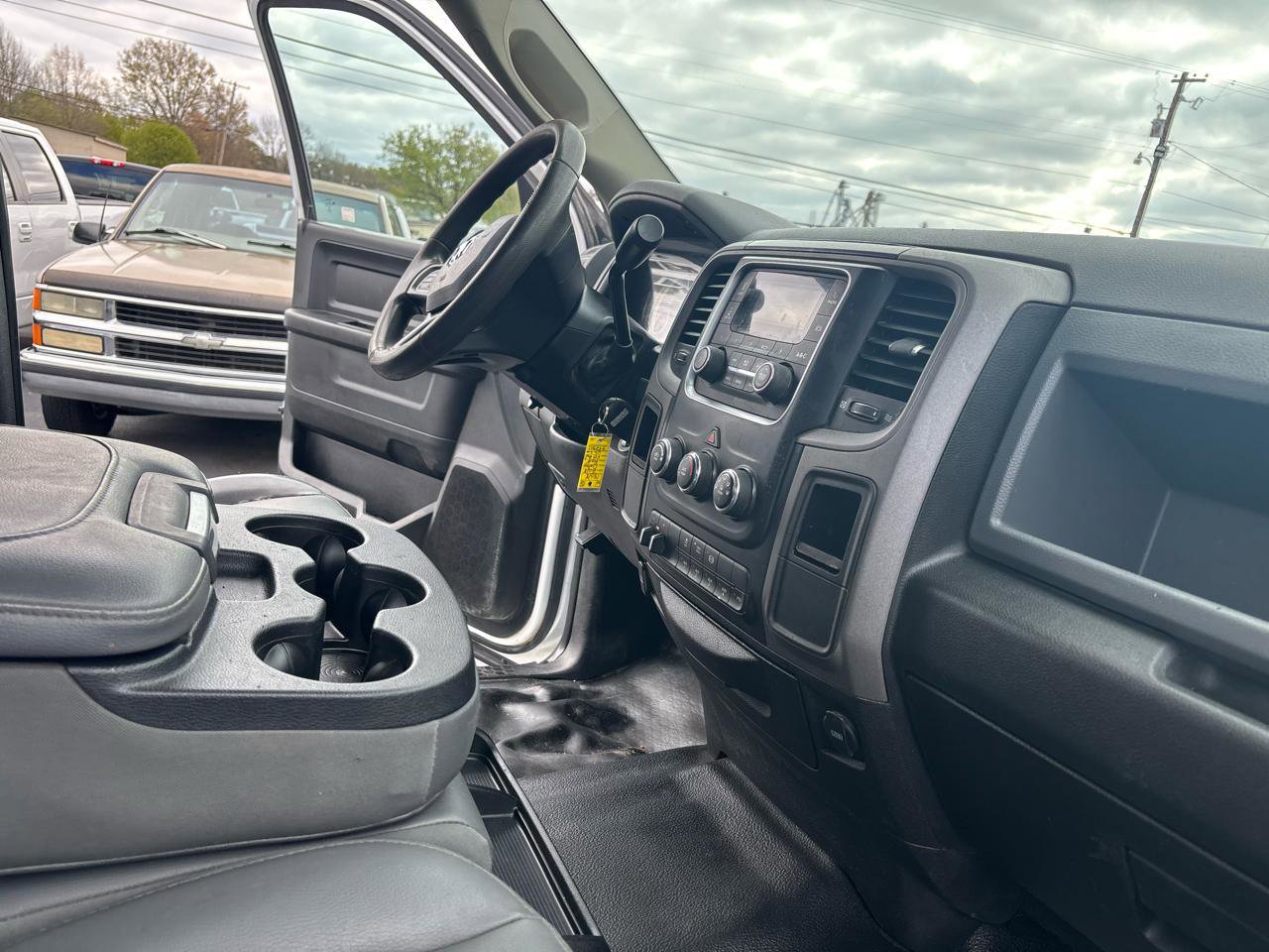Used 2018 RAM 5500 Tradesman w/ Ambulance Prep Group RWD image 9