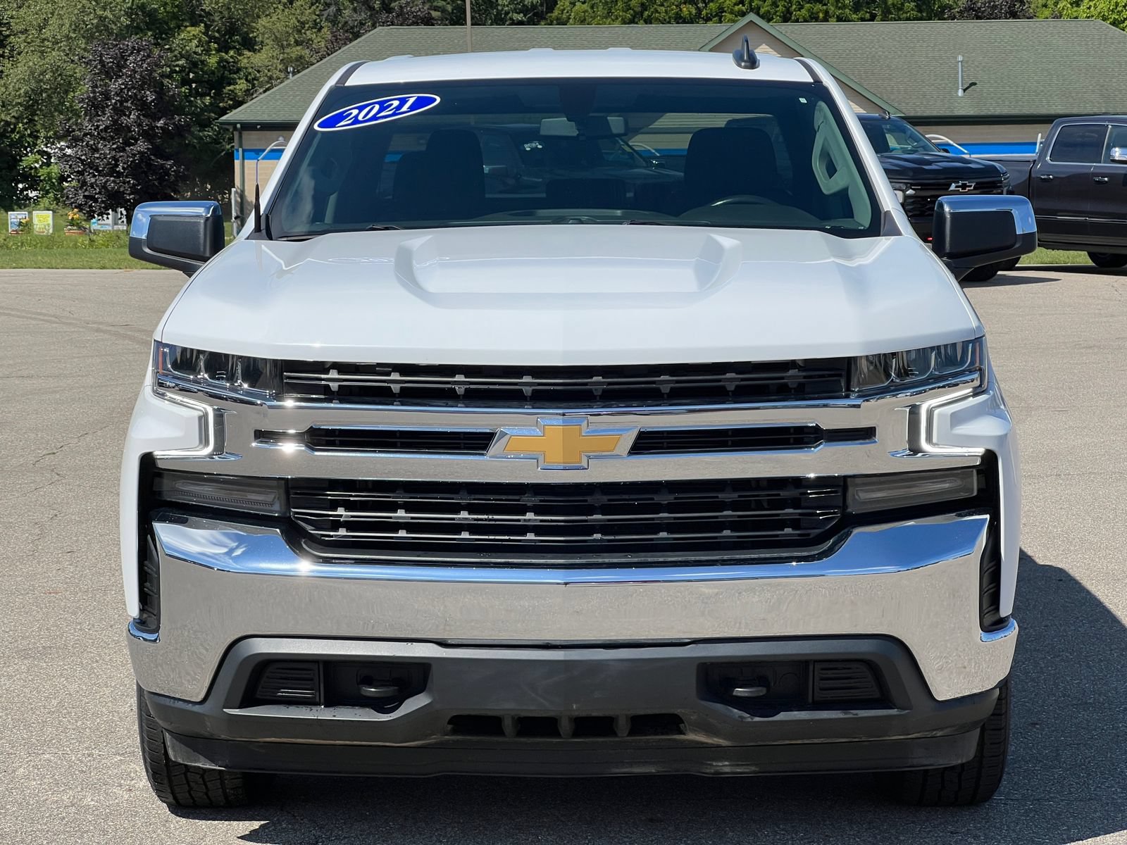 Used 2021 Chevrolet Silverado 1500 LT w/ Max Trailering Package AWD/4WD image 38