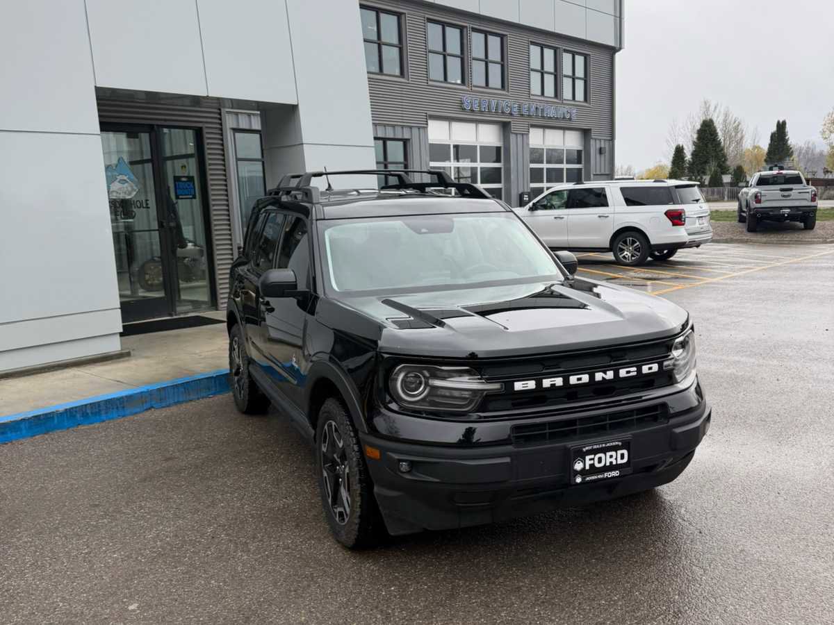 Used 2023 Ford Bronco Sport Outer Banks w/ Tech Package image 5