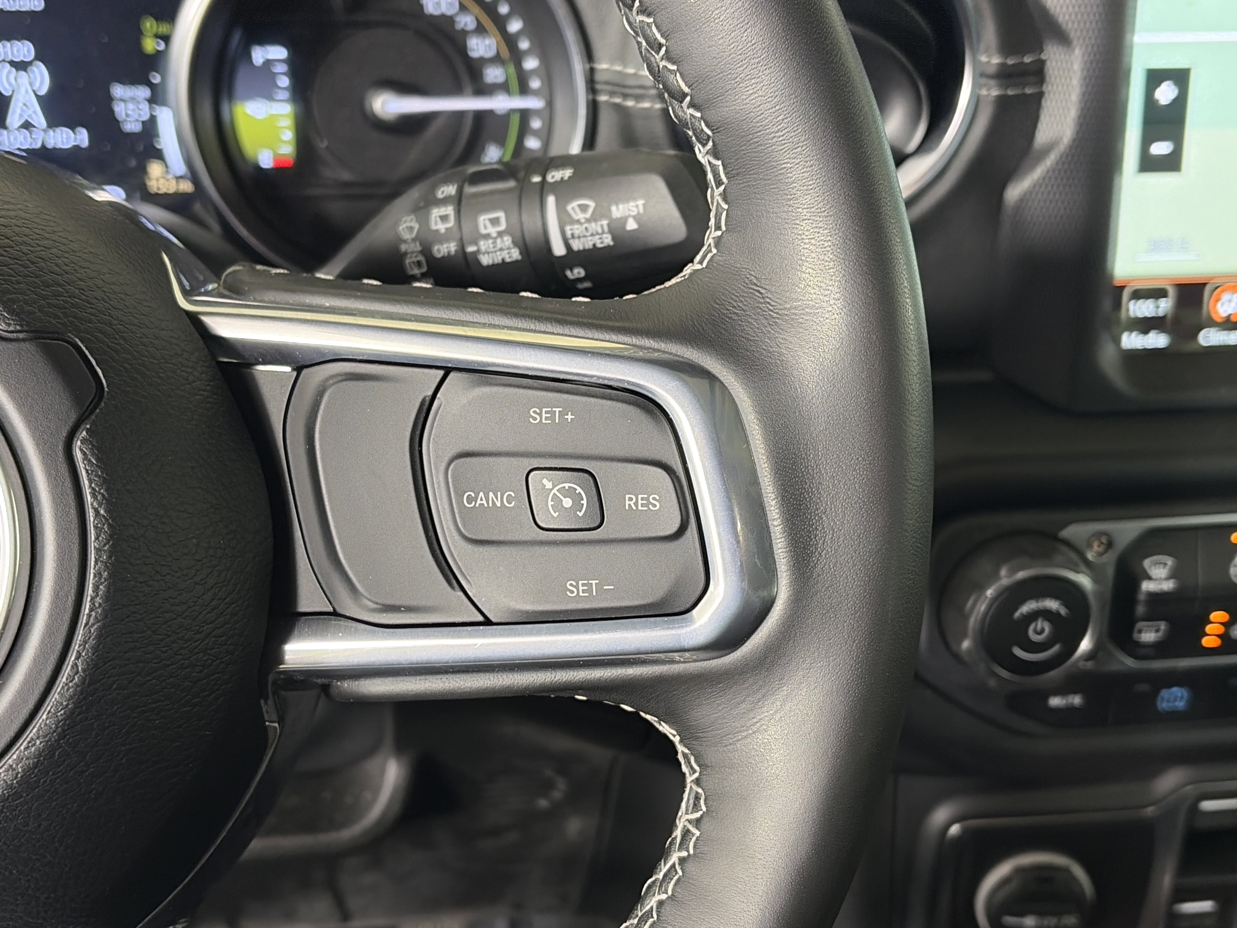 Used 2023 Jeep Wrangler Sahara w/ Cold Weather Group image 30