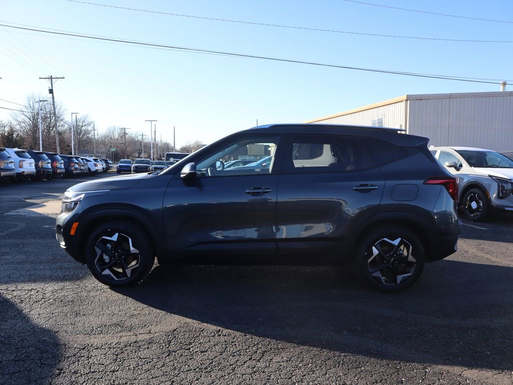 New 2026 Kia Seltos S FWD image 4