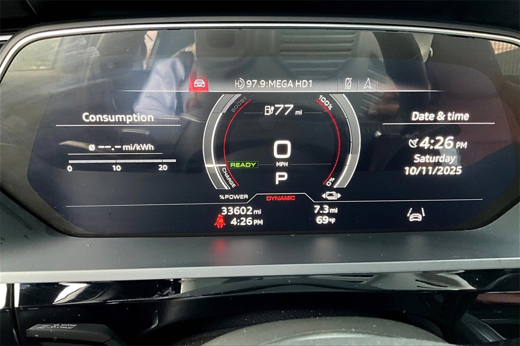 Used 2022 Audi e-tron S Premium Plus w/ 21" Black Optic Package image 13