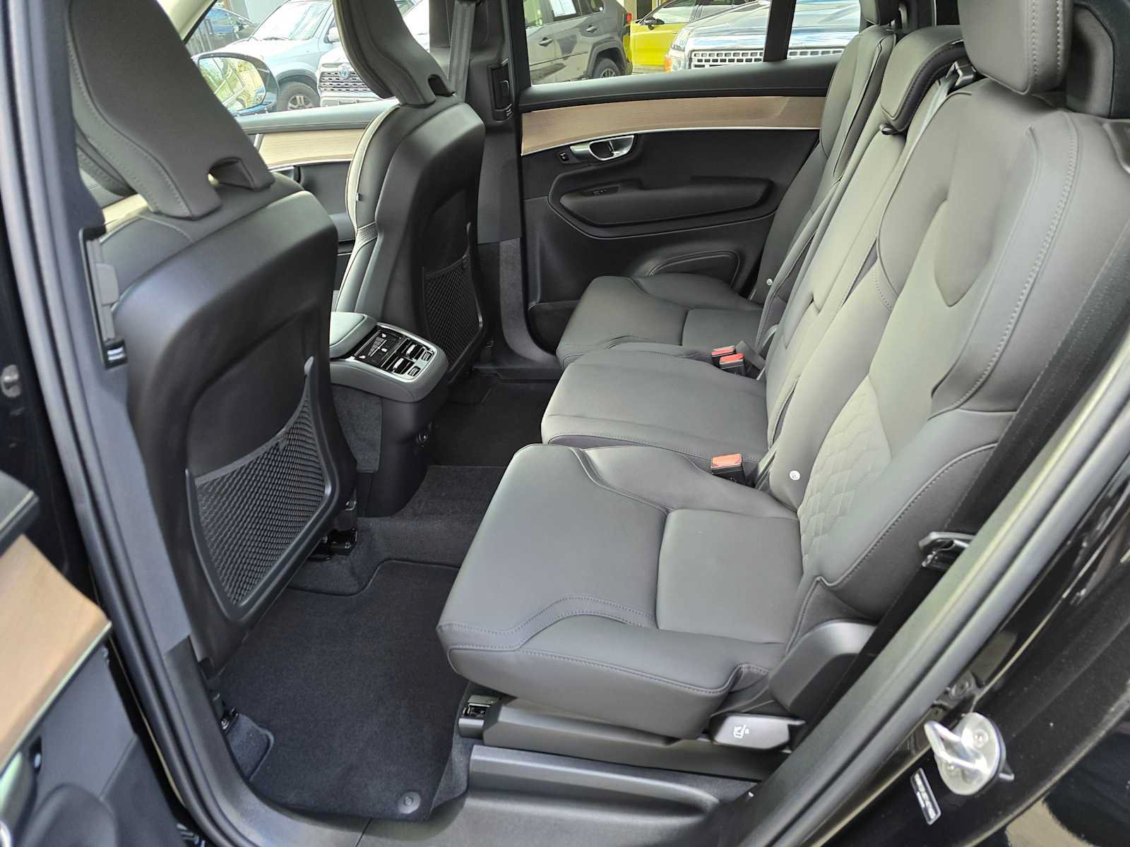 New 2026 Volvo XC90 B5 Core AWD/4WD image 18