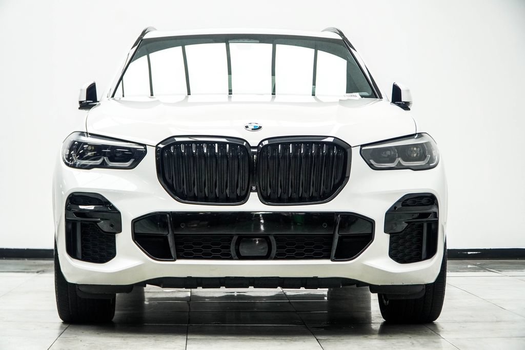 Used 2022 BMW X5 M50i AWD/4WD image 8