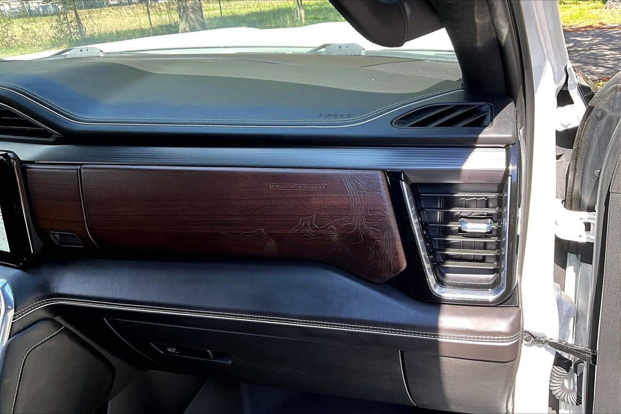 Used 2024 GMC Sierra 2500 Denali Ultimate image 23