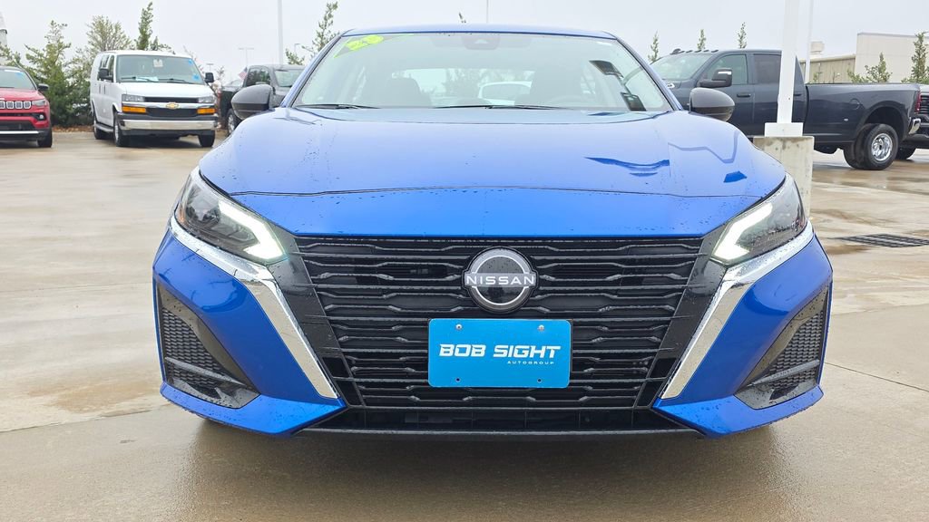 Used 2025 Nissan Altima 2.5 SV AWD/4WD image 8