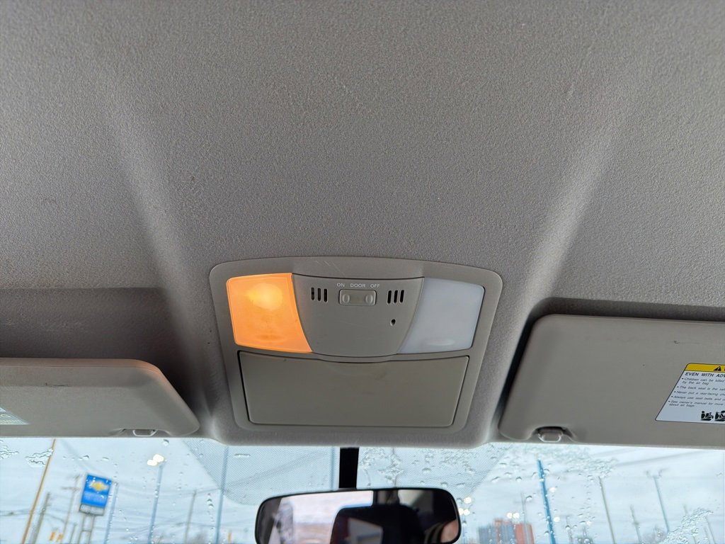 Used 2015 Nissan Rogue S w/ Convenience Package image 19