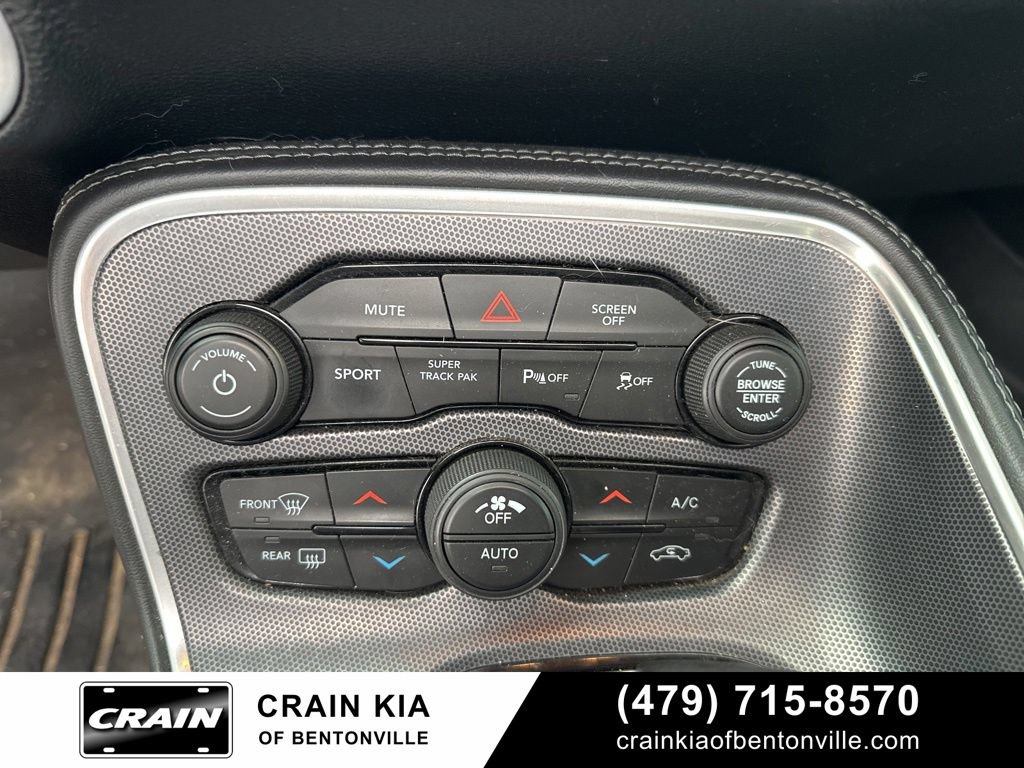 Used 2018 Dodge Challenger R/T Scat Pack w/ Leather Interior Group RWD image 26