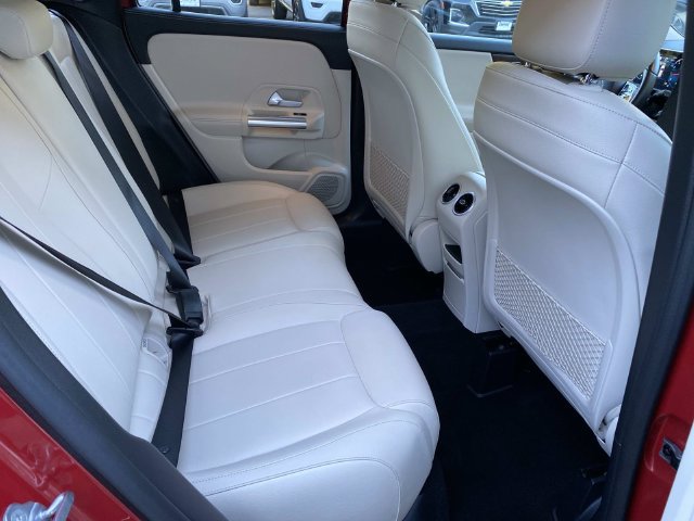 Used 2021 Mercedes-Benz GLA 250 4MATIC image 24