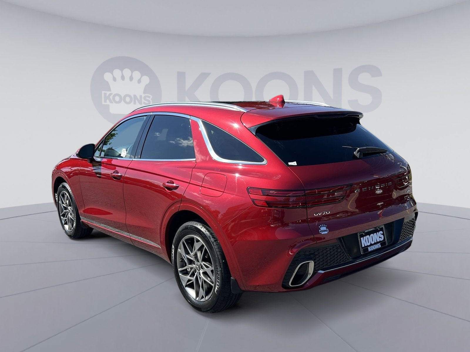 Used 2023 Genesis GV70 2.5T w/ Select Package AWD/4WD image 4