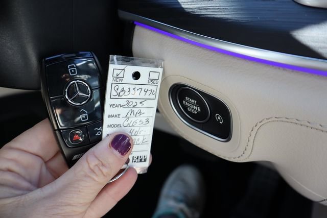 New 2025 Mercedes-Benz GLE 53 AMG 4MATIC image 11