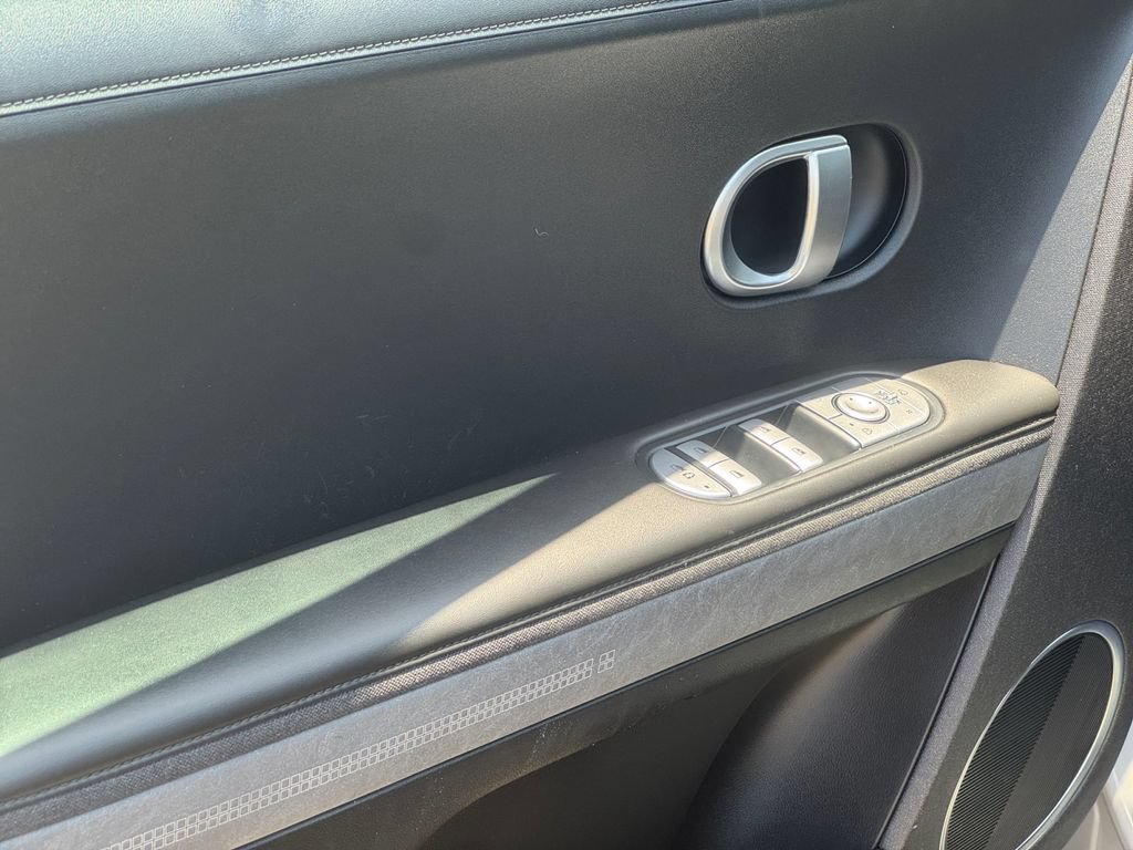 Used 2022 Hyundai Ioniq 5 SEL RWD image 11