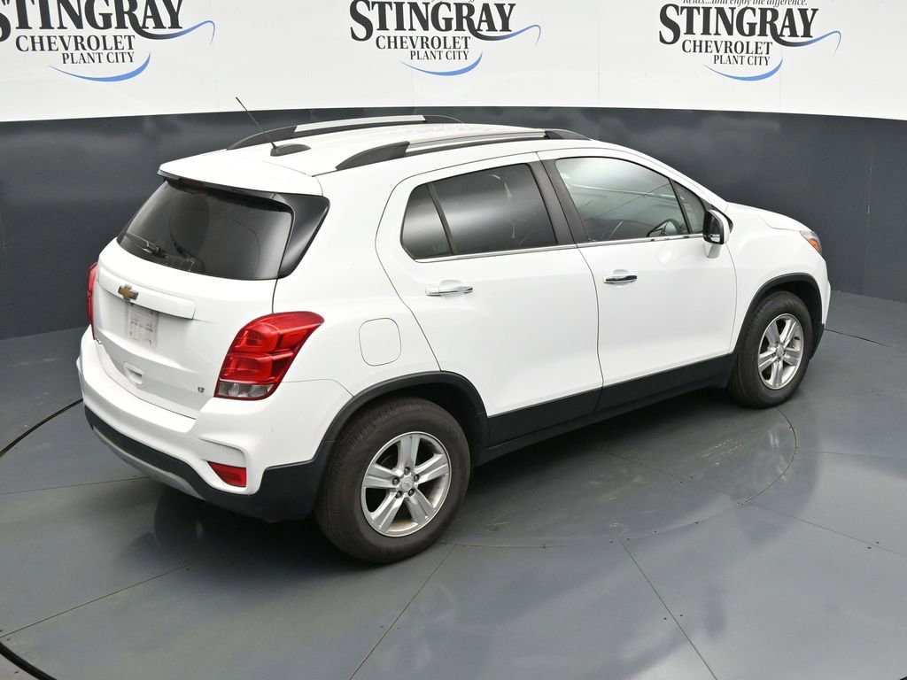 Used 2020 Chevrolet Trax LT w/ LT Convenience Package FWD image 24
