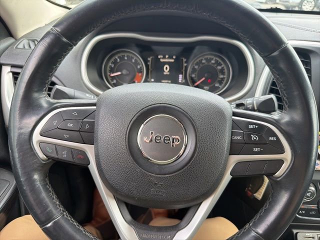 Used 2014 Jeep Cherokee Latitude FWD image 16