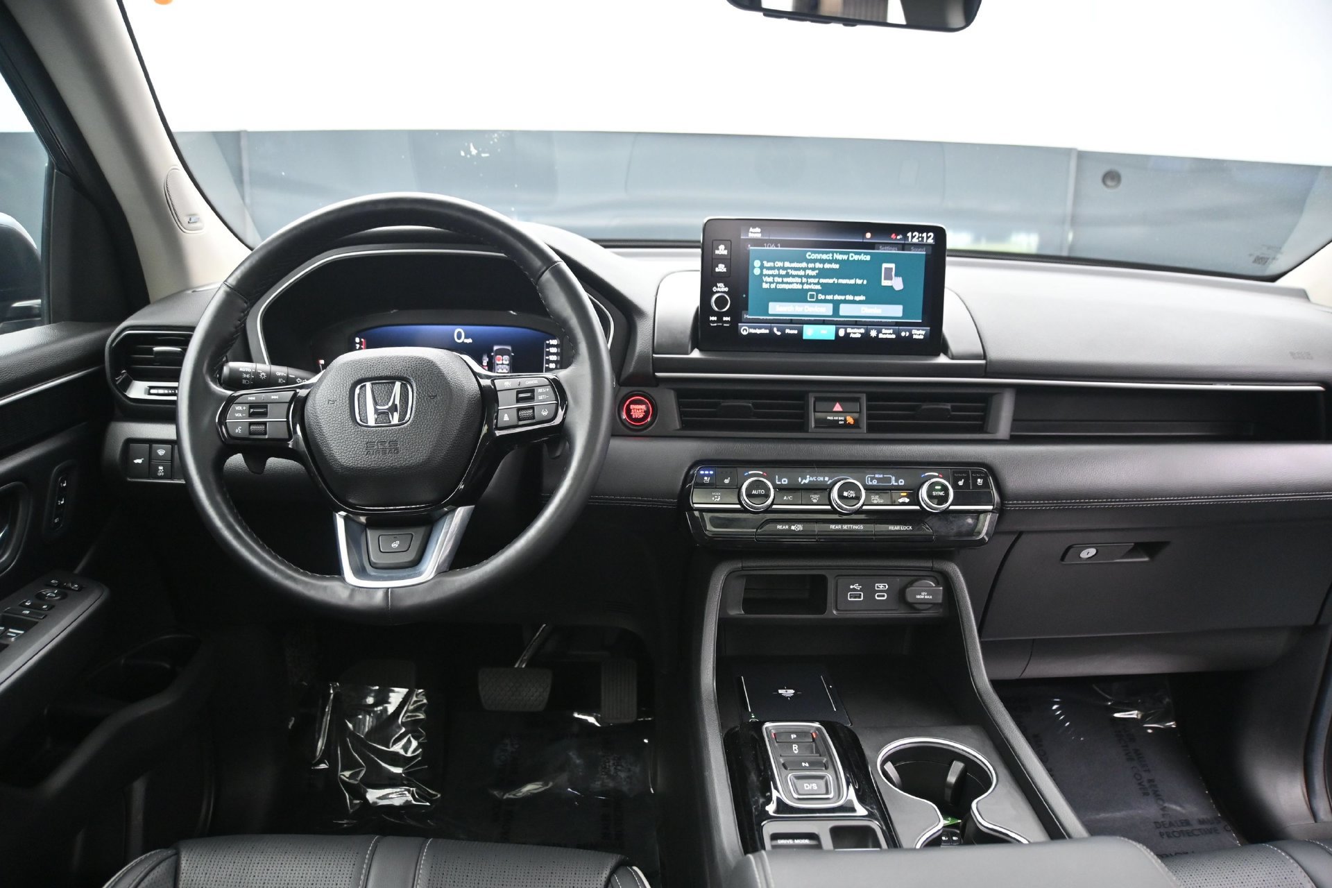 Used 2025 Honda Pilot Touring image 19