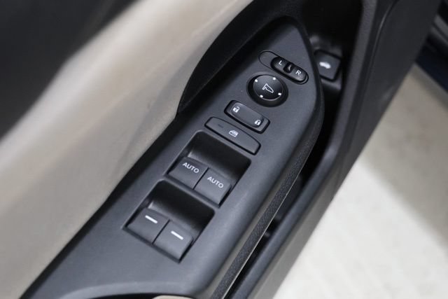Used 2019 Honda Insight EX image 21