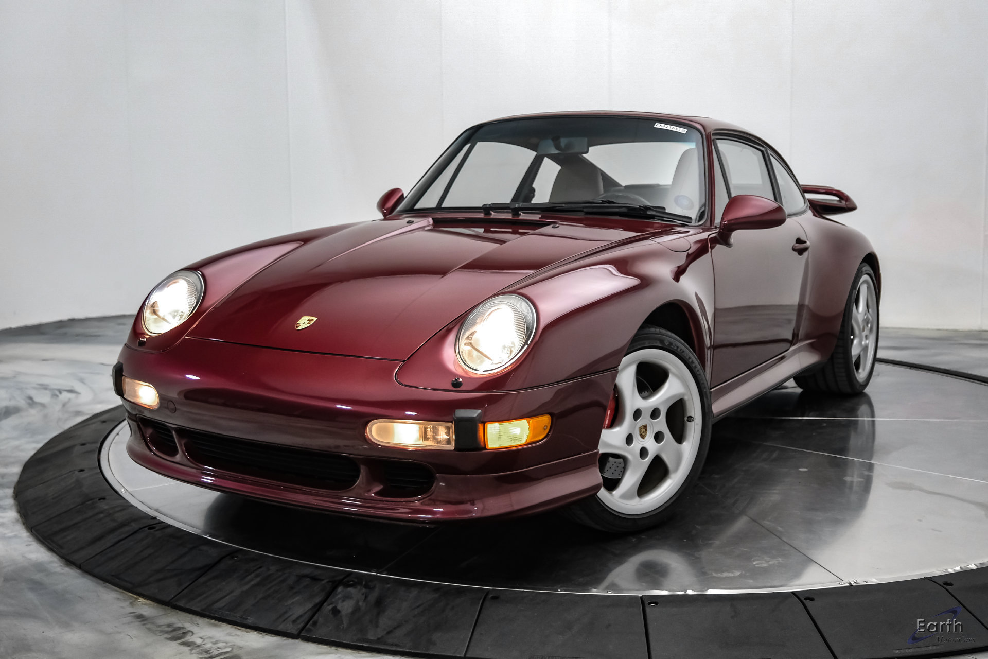 Used 1997 Porsche 911 Carrera 4S AWD/4WD image 6