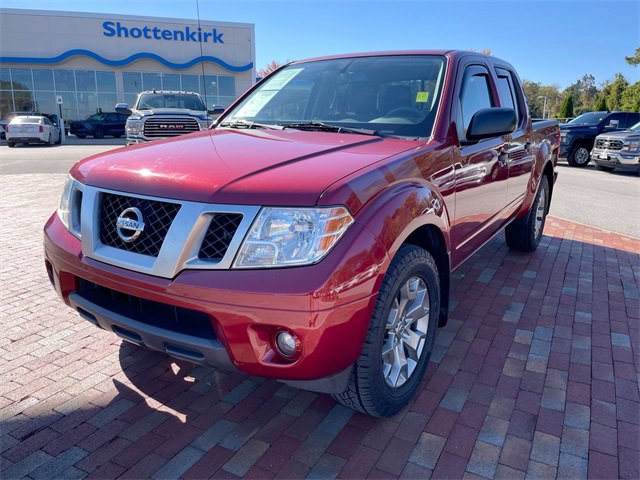 Used 2020 Nissan Frontier SV image 1
