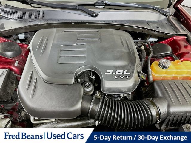 Used 2019 Chrysler 300 S RWD image 31