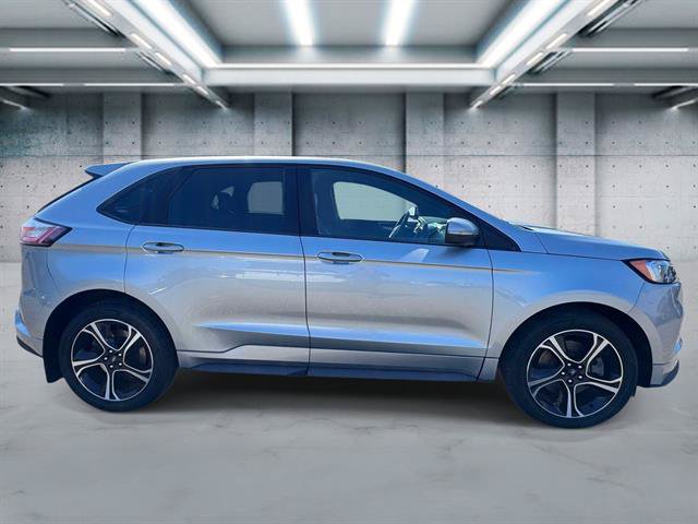 Used 2023 Ford Edge ST AWD/4WD image 6