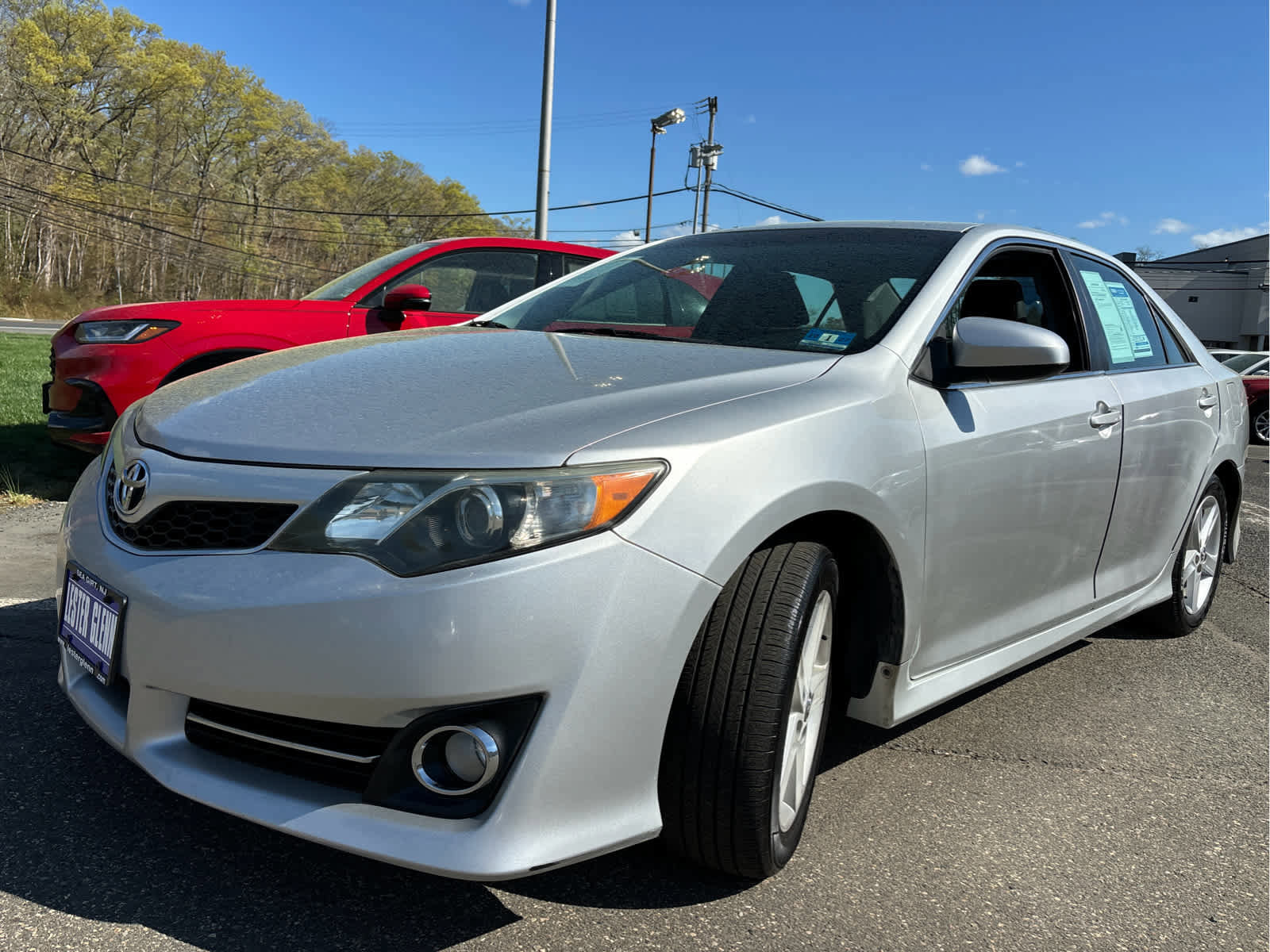 Used 2014 Toyota Camry SE FWD image 5